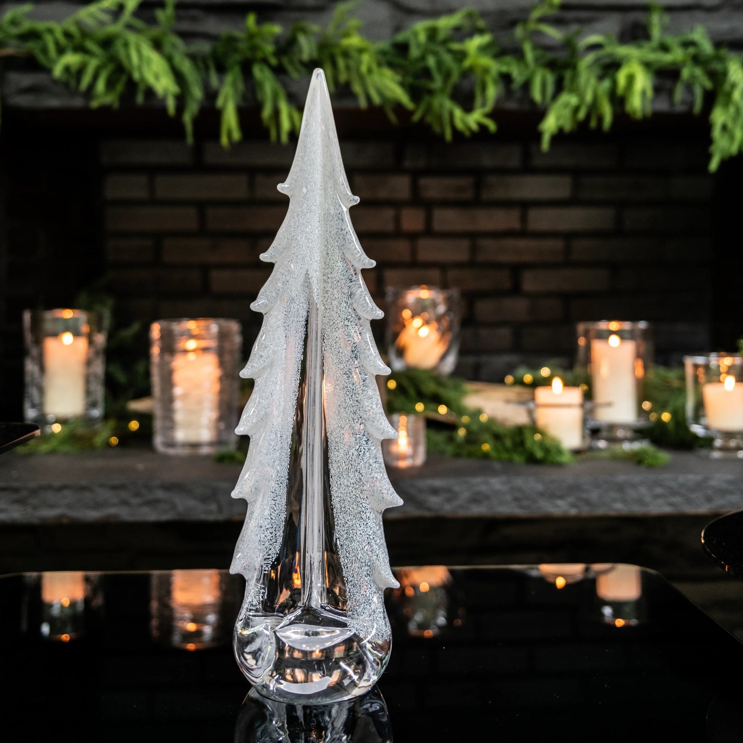 Rami innevati sempreverdi