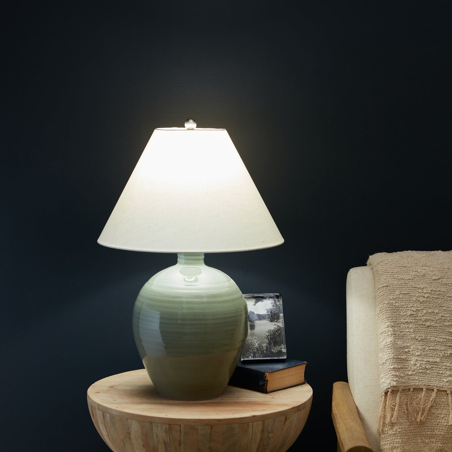 Lampada in ceramica Belmont, media