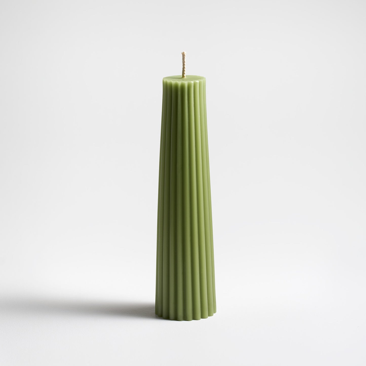 Greentree Home Sage Fluted Petite Pillar - 8 pollici