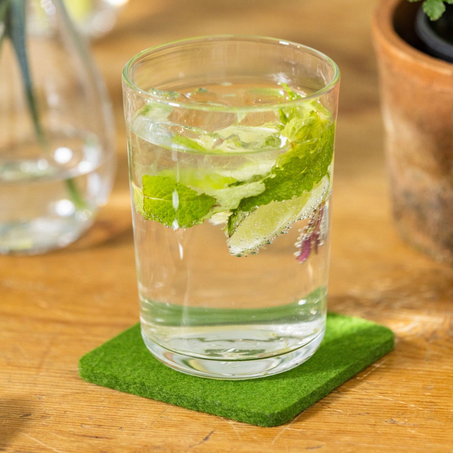 Sottobicchieri in feltro quadrati verdi Graf Lantz - Set da 4