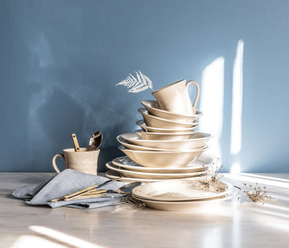 Belmont Dinnerware — Avorio craquelé