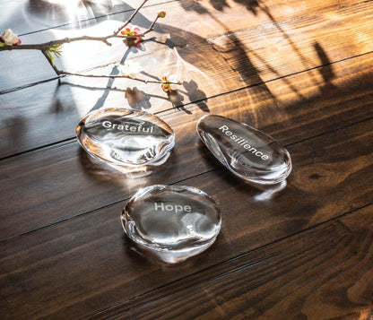 Pietra dell'intenzione LoveYourBrain — GRATO