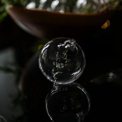 Ornamento trasparente con puntale