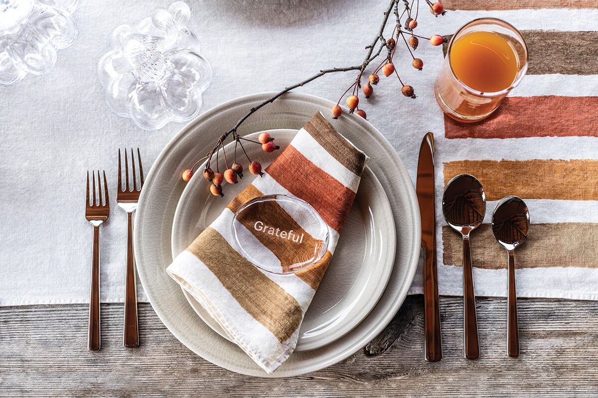 Belmont Dinnerware — Avorio craquelé